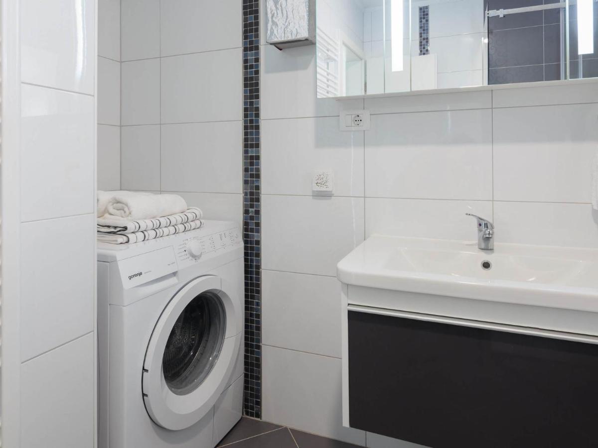 Apartment Lana St Supetar Kültér fotó